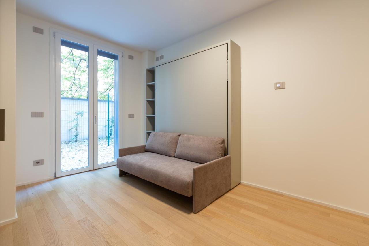 Cozy Flat With Parking Apartment มิลาน ภายนอก รูปภาพ