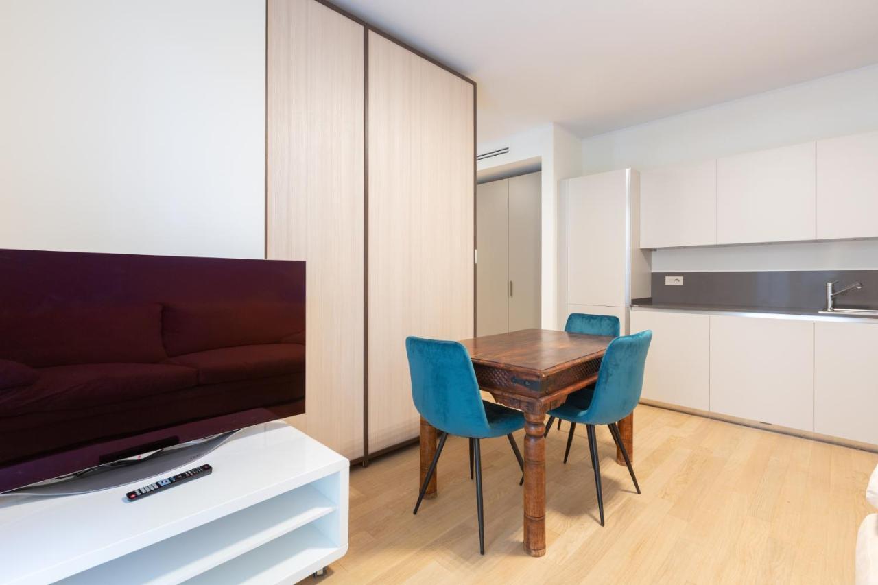 Cozy Flat With Parking Apartment มิลาน ภายนอก รูปภาพ
